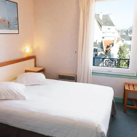 酒店 Les Bains De Riviera Bretonne 3*